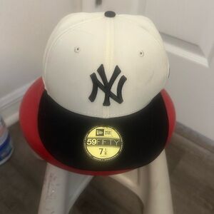 New Era New York Yankees Two-Tone Beige Black 59FIFTY Fitted Cap
